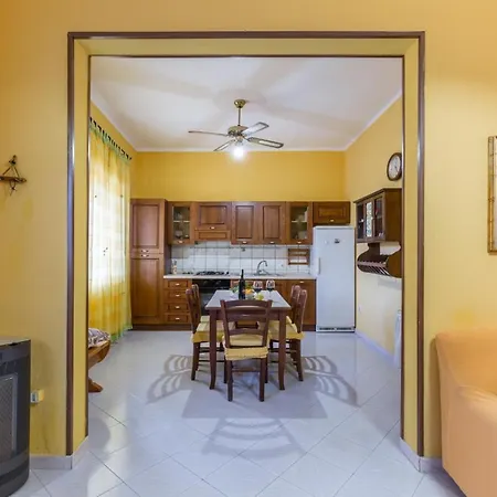 Irene's House Near The Sea With Pool, Parking & Wi-fi أفولا
