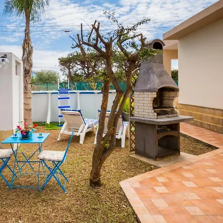 Irene's House Near The Sea With Pool, Parking & Wi-fi *